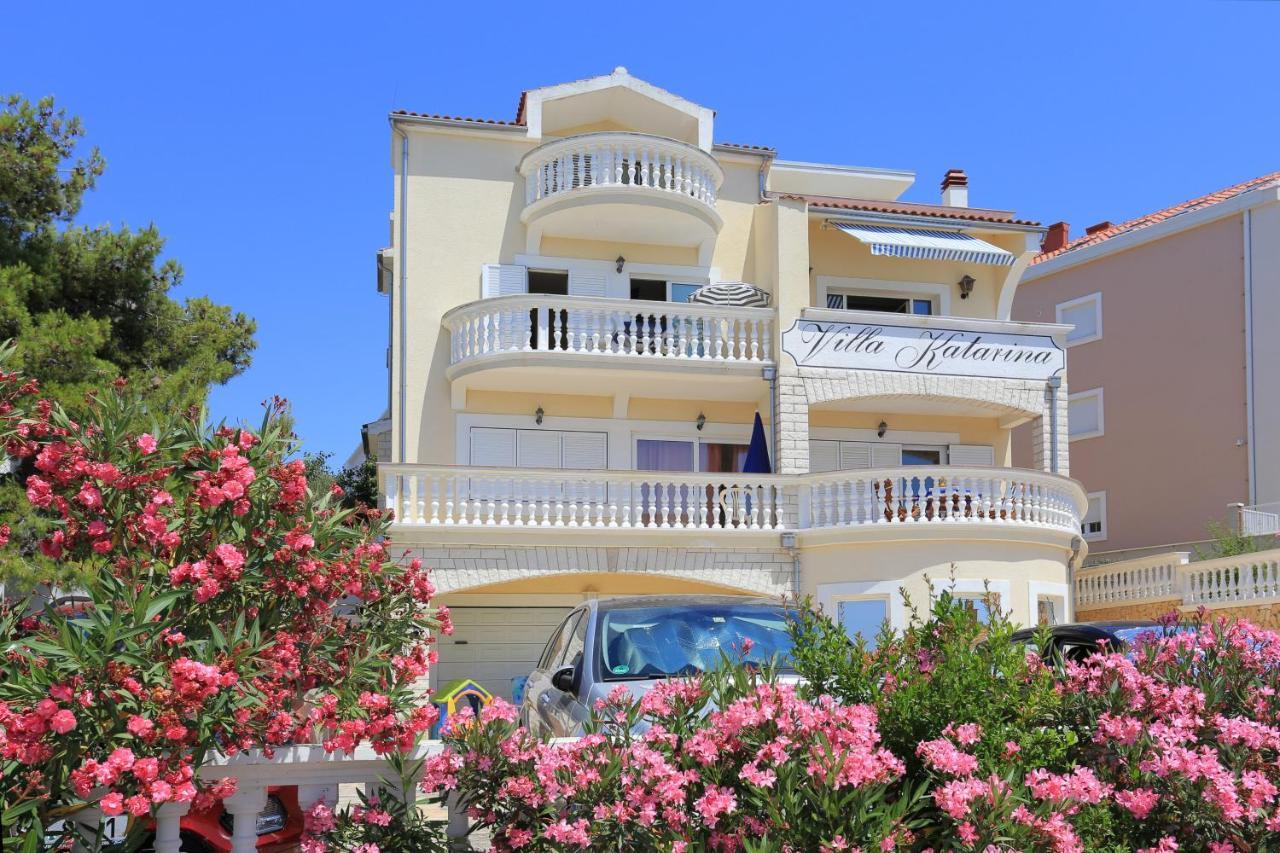 Family Friendly Seaside Apartments Brodarica, Sibenik - 15270 Buitenkant foto