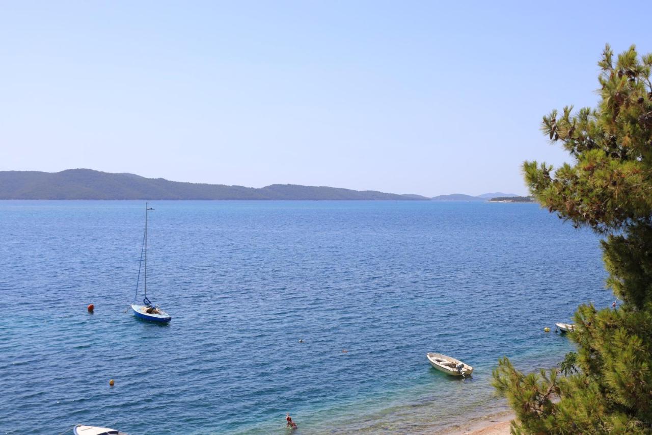 Family Friendly Seaside Apartments Brodarica, Sibenik - 15270 Buitenkant foto