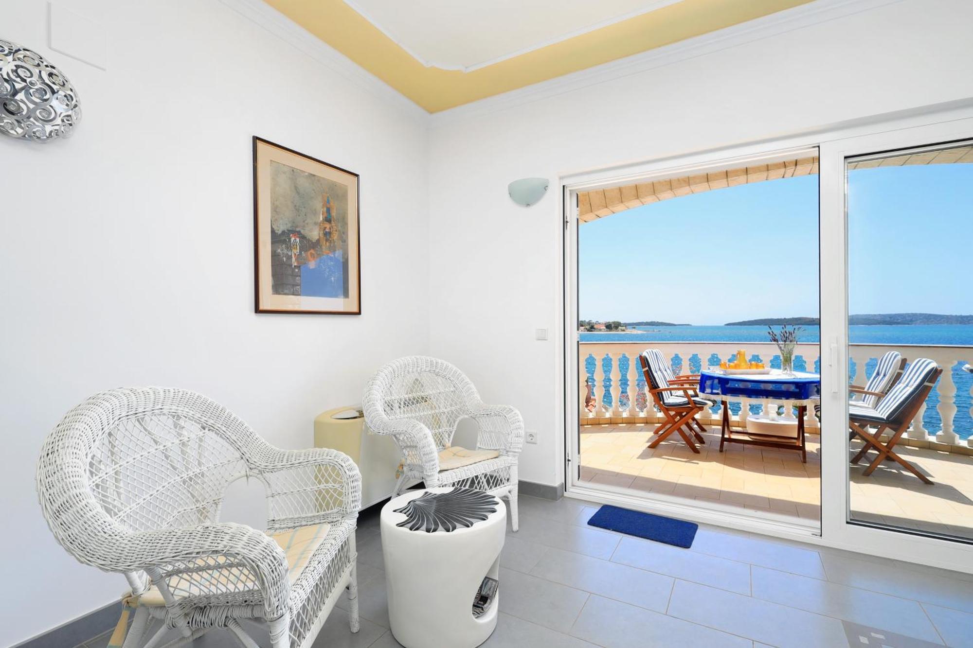 Family Friendly Seaside Apartments Brodarica, Sibenik - 15270 Kamer foto